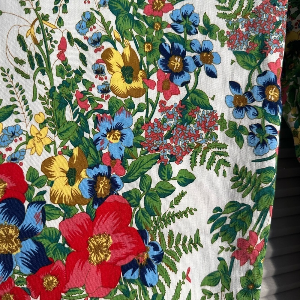 Soft Surroundings floral print cropped trousers - Picture 3 of 4